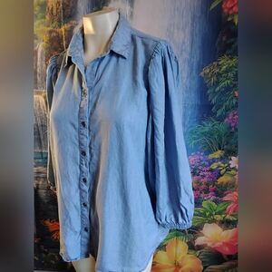 Beach Lunch Lounge Women’s SZ medium 3/4 sleeve button up denim top blouse shirt